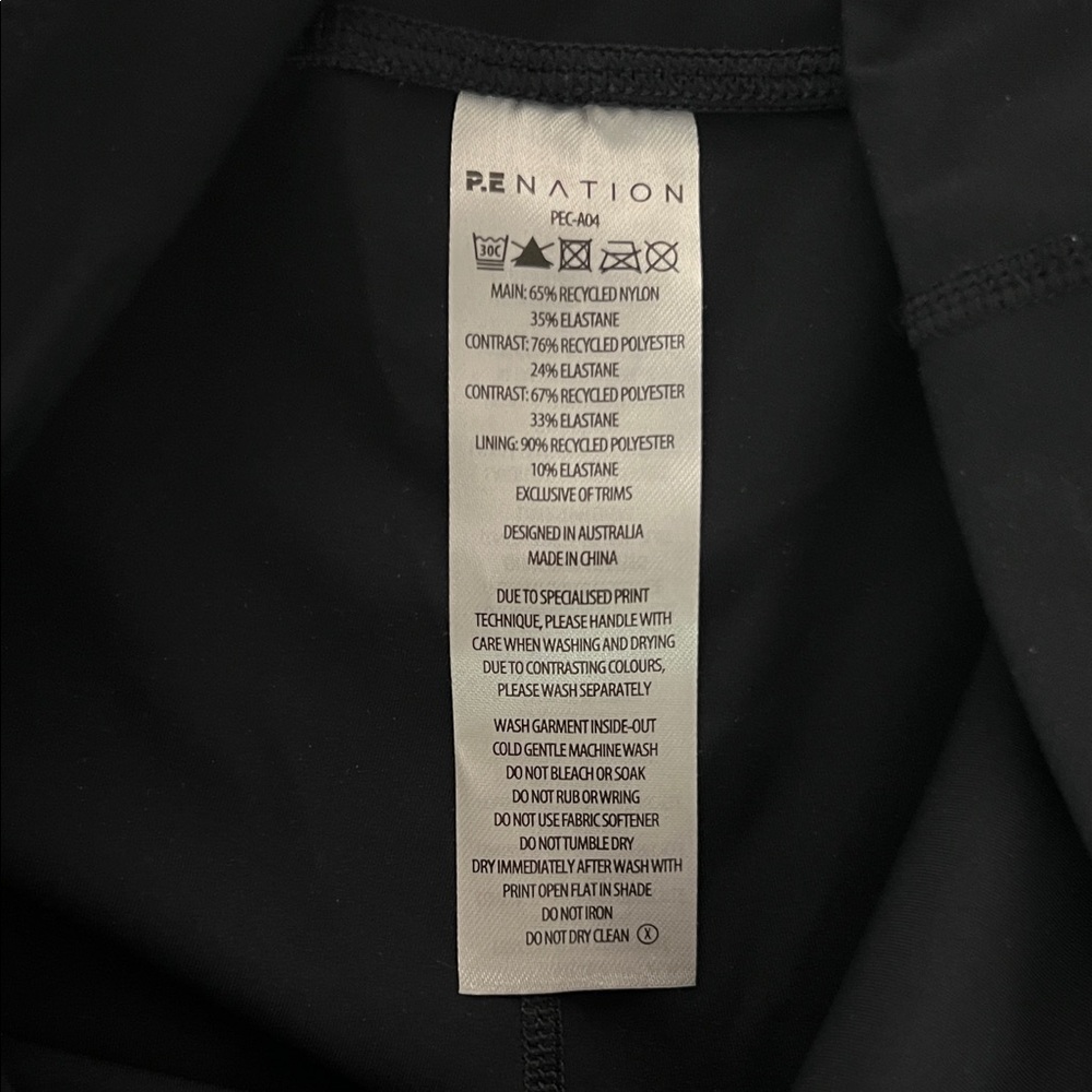 P.E Nation Women's Box Out Leggings Size Large - Picture 9 of 9